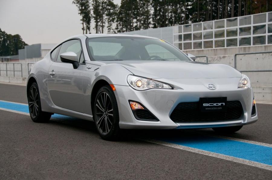  Scion FR-S 2013 года  (фото 41 из 192)